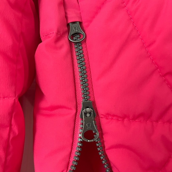 LuluLemon Pullover Puffer - Picture 4 of 5